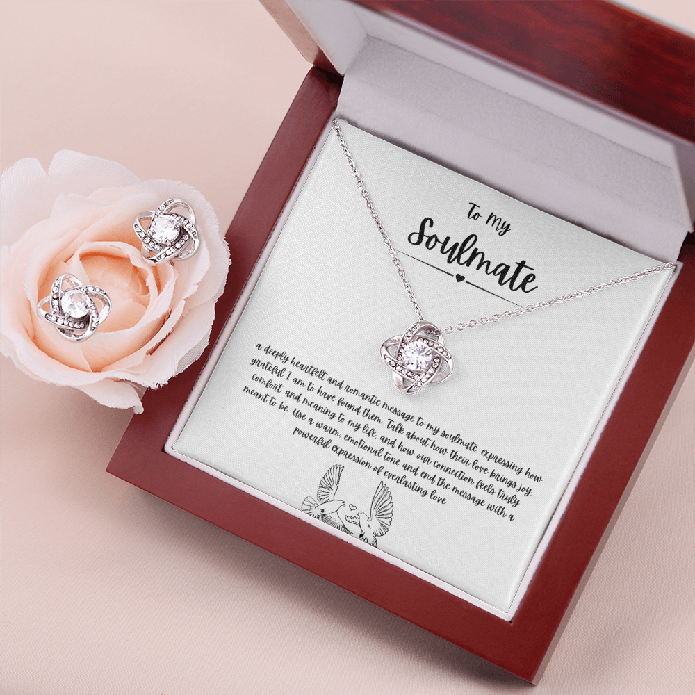 Love Knot Necklace & Earring Set